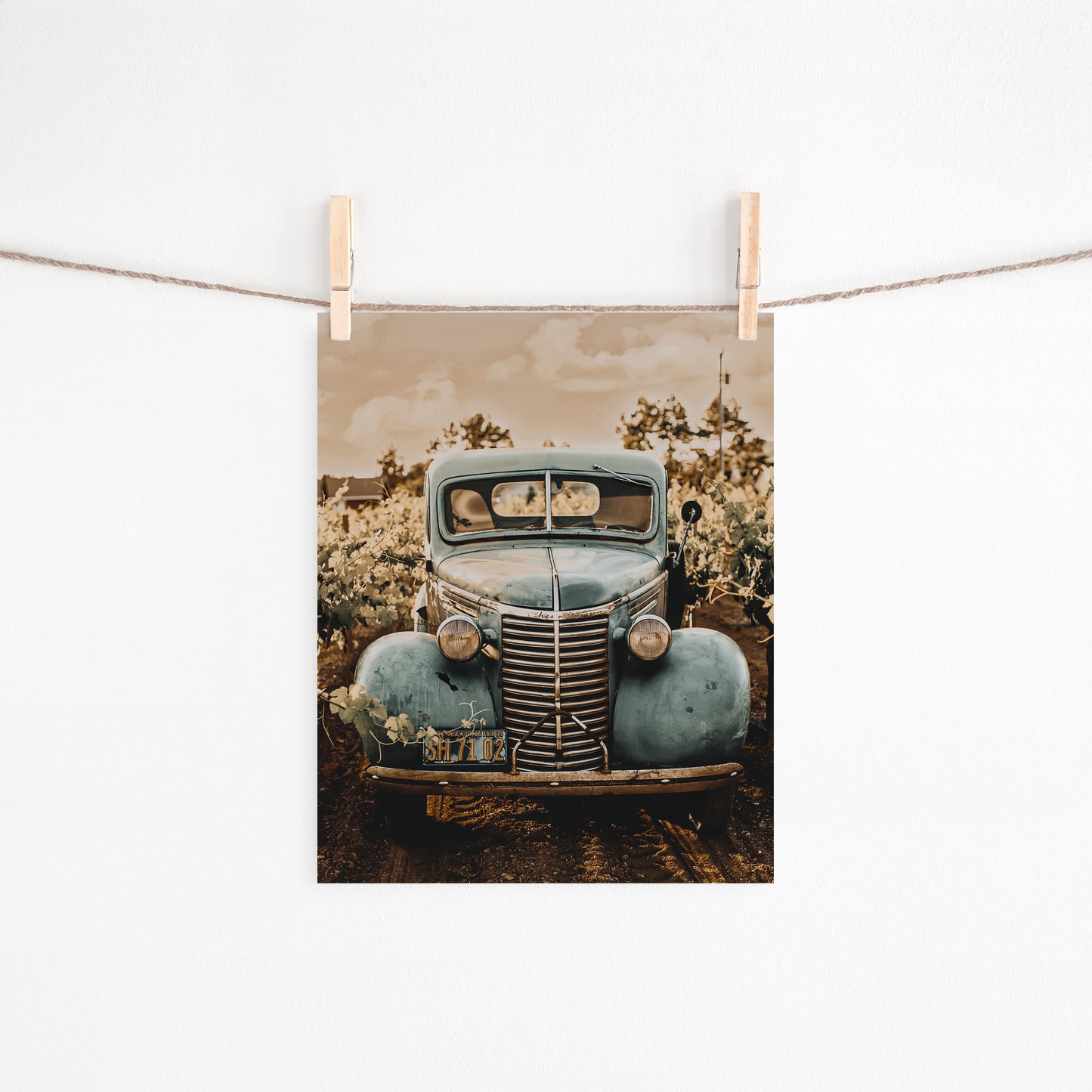 ANTIQUE TRUCK-8X10-#29