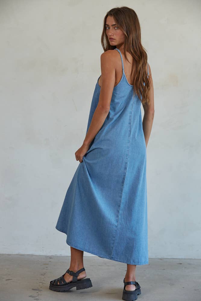 Gracie Denim Maxi Dress - Light Blue L Gracie Denim Maxi Dress - Light Blue L